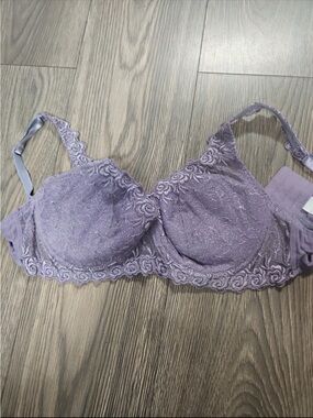 Embroidered Lilac Underwire Lace Bra with Floral Trim